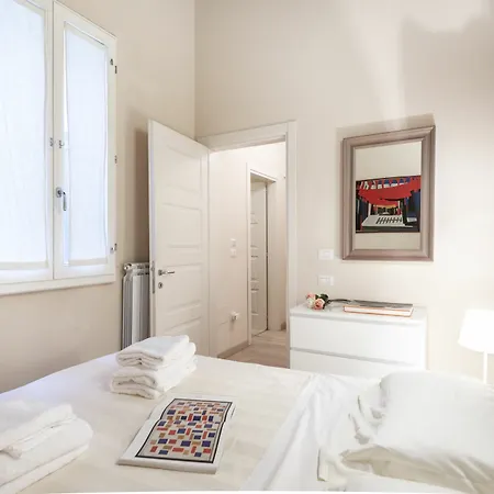 Apartment Santa Croce White Florence